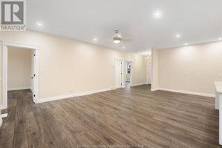 Photo 10: 53 BELLEVIEW in Kingsville: House for sale : MLS®# 23023602