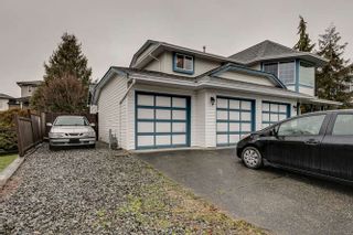 Photo 2: 12073 249A Street in Maple Ridge: Websters Corners House for sale : MLS®# R2435166