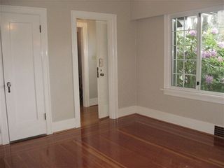 Photo 4: 909 21ST Ave: Fraser VE Home for sale ()  : MLS®# V832988