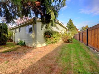 Photo 18: 2015 Gateside Pl in SIDNEY: Si Sidney South-West Manufactured Home for sale (Sidney)  : MLS®# 772371