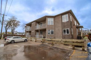 Photo 2: 203 550 Regent Avenue in Winnipeg: West Transcona Condominium for sale (3L)  : MLS®# 202210376