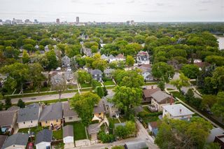 Photo 34: 470 Sprague Street in Winnipeg: Wolseley Residential for sale (5B)  : MLS®# 202220803