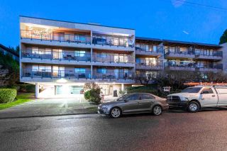 Photo 1: 212 330 E 1ST Street in North Vancouver: Lower Lonsdale Condo for sale in "Portree House" : MLS®# R2523921
