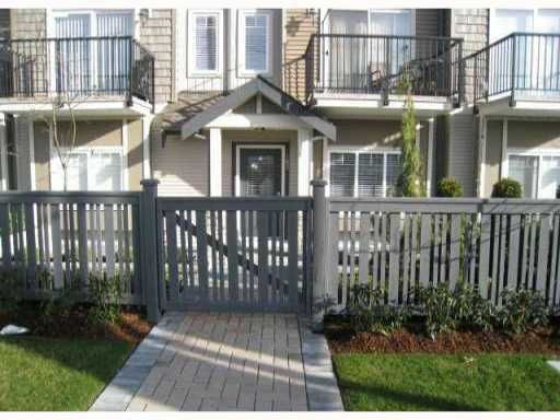 Main Photo: 103 5211 IRMIN Street in Burnaby: Metrotown Condo for sale in "ROYAL GARDEN" (Burnaby South)  : MLS®# V883117