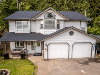 Photo 1: 7633 STRACHAN Street in Mission: Mission BC House for sale : MLS®# R2797446