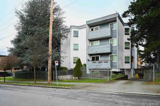 Main Photo: 406 16 LAKEWOOD Drive in Vancouver: Hastings Condo for sale in "Copper place" (Vancouver East)  : MLS®# R2893933