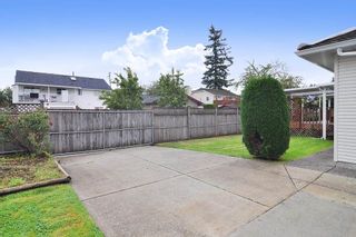 Photo 21: 6389 187A Street in Surrey: Cloverdale BC House for sale in "Eaglecrest" (Cloverdale)  : MLS®# R2502553