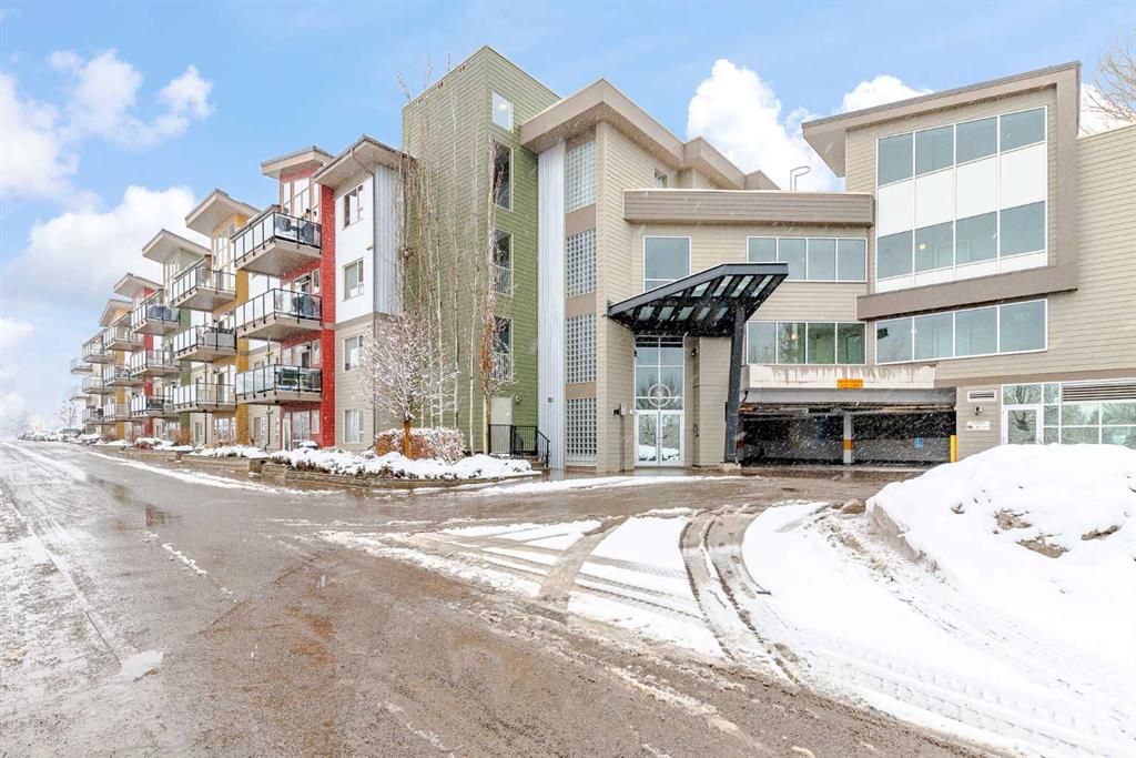 Main Photo: 421 4303 1 Street NE in Calgary: Highland Park Apartment for sale : MLS®# A2120018