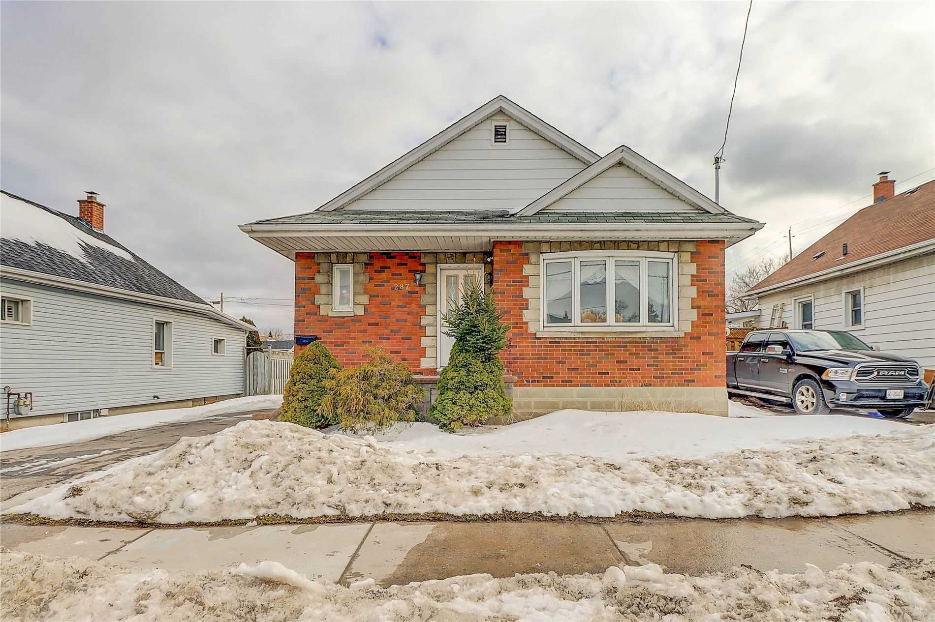Main Photo: 287 Bloor Street in Oshawa: Lakeview House (Bungalow) for sale : MLS®# E5945171