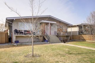 Photo 2: 2117 + 2119 4 AV NW in Calgary: West Hillhurst House for sale : MLS®# C4238056