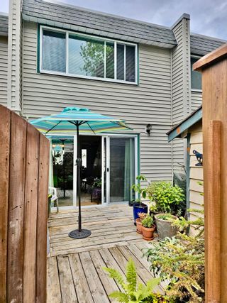 Photo 17: 40 4955 57 Street in Delta: Hawthorne Townhouse for sale in "THE OASIS" (Ladner)  : MLS®# R2884046