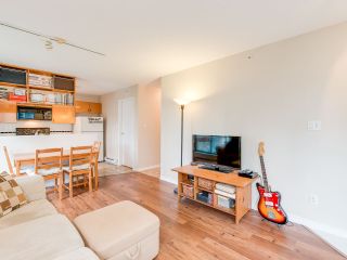 Photo 3: 702 939 HOMER STREET in Vancouver: Yaletown Condo for sale (Vancouver West)  : MLS®# R2052941
