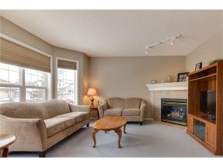Photo 4: 52 TARINGTON Green NE in Calgary: Taradale House for sale : MLS®# C4046815
