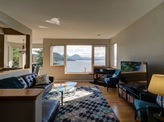 Photo 7: 393 SKYLINE Drive in Gibsons: Gibsons & Area House for sale in "The Bluff" (Sunshine Coast)  : MLS®# R2272922