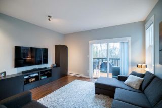 Photo 7: 124 3010 RIVERBEND Drive in Coquitlam: Coquitlam East Townhouse for sale in "WESTWOOD" : MLS®# R2233937