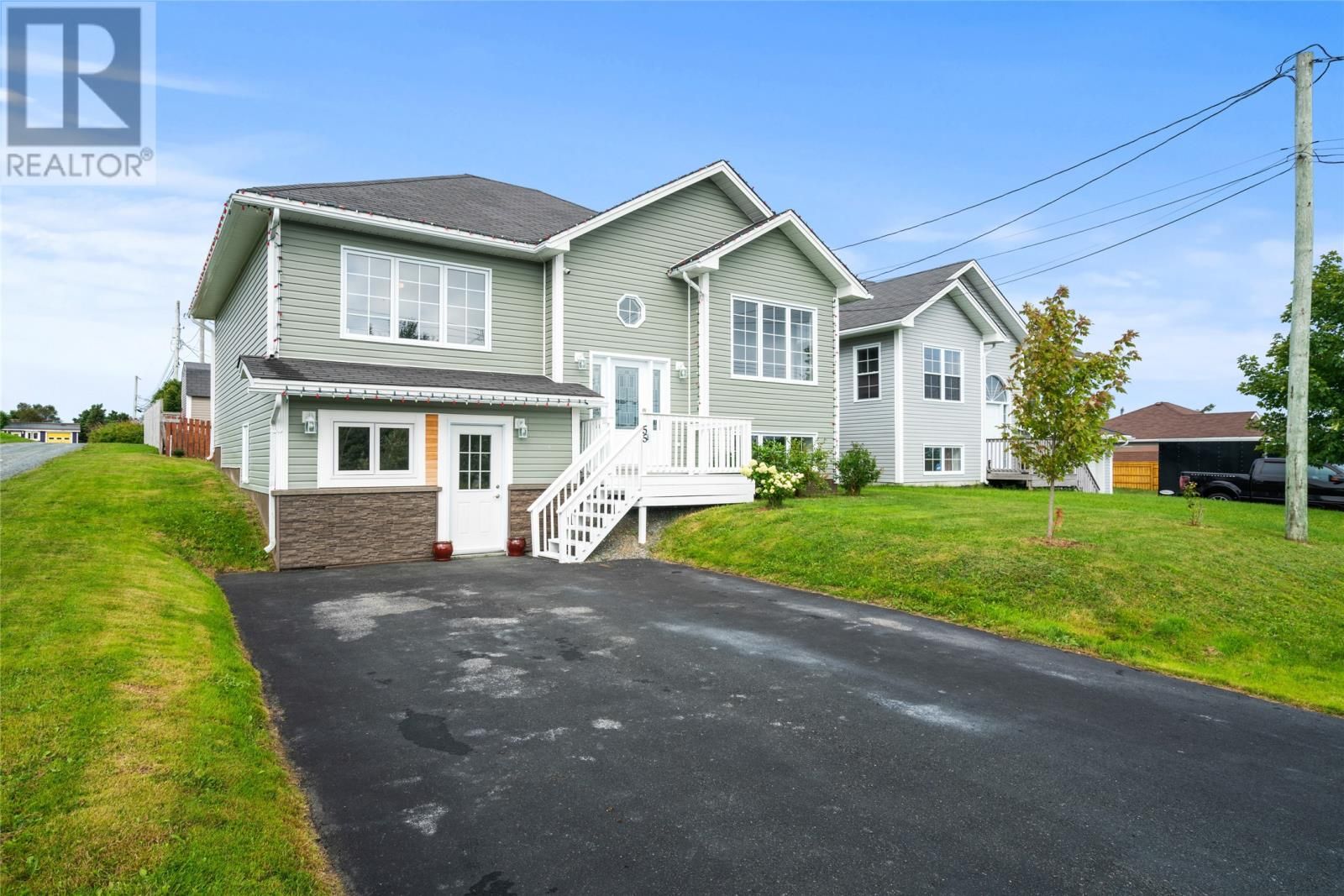 Main Photo: 55 Peacock Place in Conception Bay South: House for rent : MLS®# 1265124