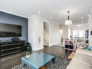 Photo 5: 17 9100 NO 3 Road in Richmond: Saunders Townhouse for sale in "VOGUE" : MLS®# V1143380