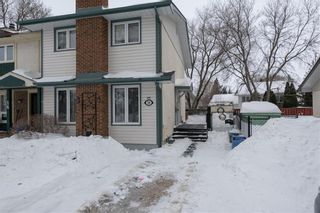 Photo 1: 14 Mosswood Place in Winnipeg: Westdale Residential for sale (1H)  : MLS®# 202205305