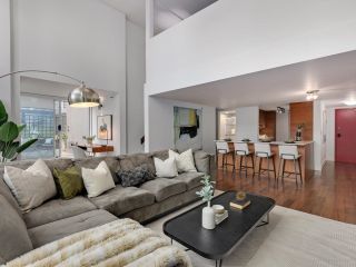 Photo 2: 405 1238 SEYMOUR Street in Vancouver: Downtown VW Condo for sale in "The Space" (Vancouver West)  : MLS®# R2821712