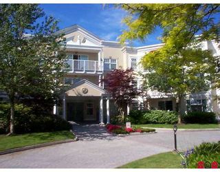 Photo 1: 303 16065 83RD Avenue in Surrey: Fleetwood Tynehead Condo for sale in "FAIRFIELD HOUSE" : MLS®# F2714041