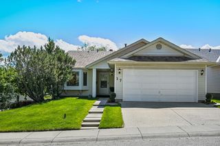 Photo 2: 27 Scenic Road NW in Calgary: Scenic Acres Detached for sale : MLS®# A1232470