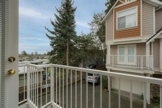 Photo 7: 7 2921 Cook St in Victoria: Vi Mayfair Row/Townhouse for sale : MLS®# 956137