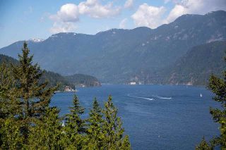 Photo 4: 4761 COVE CLIFF Road in North Vancouver: Deep Cove House for sale : MLS®# R2584164