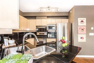 Photo 5: 504 2228 MARSTRAND AVENUE in Vancouver West: Home for sale : MLS®# R2115844