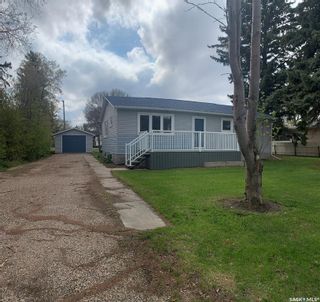 Main Photo: 311 5th Avenue East in Watrous: Residential for sale : MLS®# SK895395