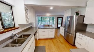 Photo 2: 1534 HENDERSON Avenue: Roberts Creek House for sale (Sunshine Coast)  : MLS®# R2590136