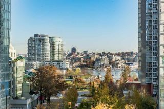 Photo 2: 708 550 PACIFIC Street in Vancouver: Yaletown Condo for sale (Vancouver West)  : MLS®# R2253801