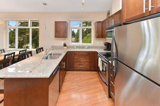 Photo 3: 413 2220 Sooke Rd in Colwood: Co Hatley Park Condo for sale : MLS®# 906723
