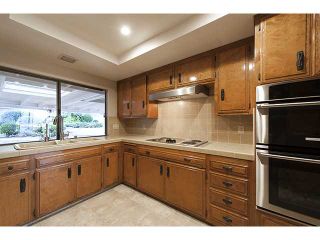 Photo 8: PACIFIC BEACH House for sale : 3 bedrooms : 5022 Kate Sessions Way in San Diego