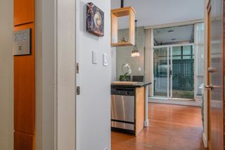Photo 2: 218 2515 ONTARIO Street in Vancouver: Mount Pleasant VW Condo for sale in "ELEMENTS" (Vancouver West)  : MLS®# R2200404