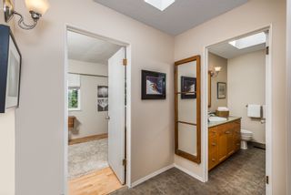 Photo 15: 1196 DEEP COVE Road in North Vancouver: Deep Cove Townhouse for sale : MLS®# R2279421