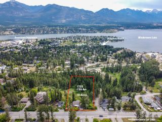 Photo 2: 1725 13TH AVENUE in Invermere: House for sale : MLS®# 2478096