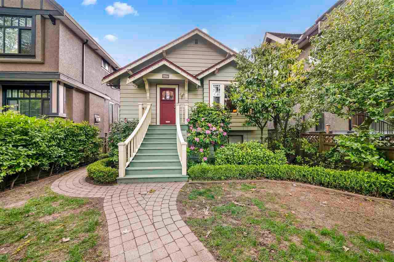 Main Photo: 4455 BLENHEIM Street in Vancouver: Dunbar House for sale (Vancouver West)  : MLS®# R2589285