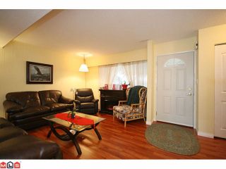 Photo 2: 55 5201 204TH Street in Langley: Langley City Townhouse for sale : MLS®# F1116357