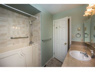 Photo 13: 48 32691 GARIBALDI Drive in Abbotsford: Abbotsford West Townhouse for sale in "Carriage Lane" : MLS®# R2096442