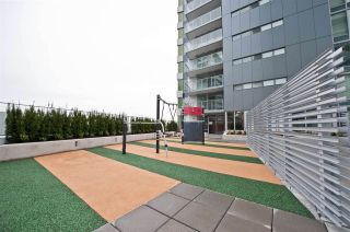 Photo 24: 1603 488 SW MARINE Drive in Vancouver: Marpole Condo for sale in "Marine Gateway" (Vancouver West)  : MLS®# R2517856
