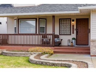 Photo 2: 4416 211B Street in Langley: Brookswood Langley House for sale in "Cedar Ridge" : MLS®# R2537937