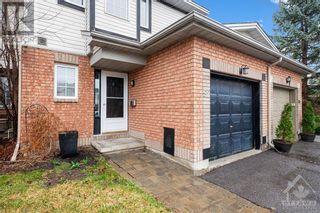 Photo 2: 92 COLLEGE CIRCLE in Ottawa: House for sale : MLS®# 1385504