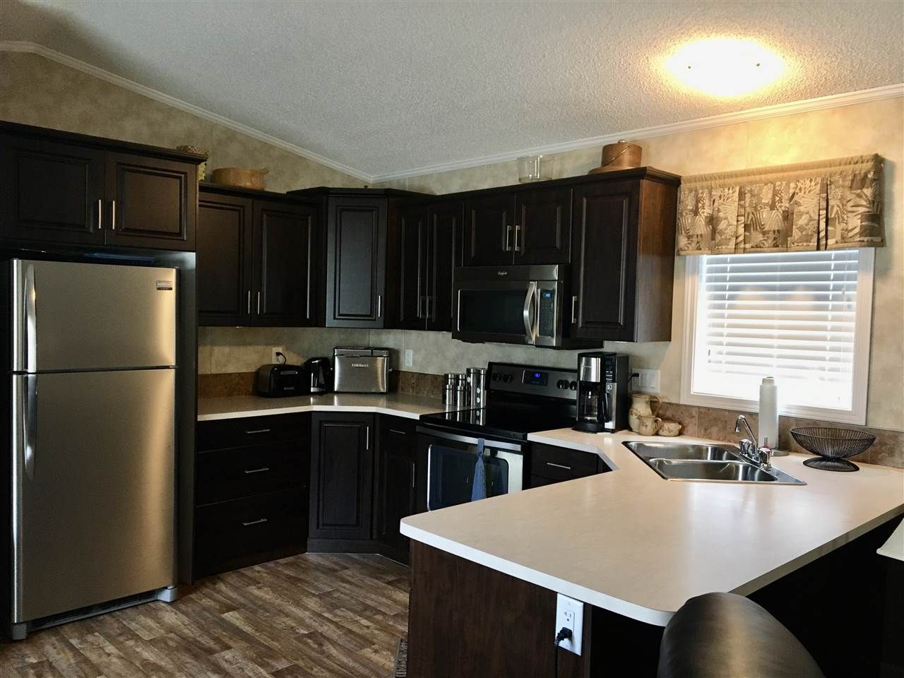 Photo 7: Photos: 52 380 WESTLAND Road in Quesnel: Quesnel - Town Manufactured Home for sale in "MOUNT VISTA MOBILE HOME PARK II" (Quesnel (Zone 28))  : MLS®# R2490400