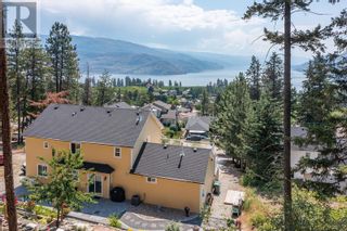 Photo 1: 6268 Thompson Drive, in Peachland: House for sale : MLS®# 10284579