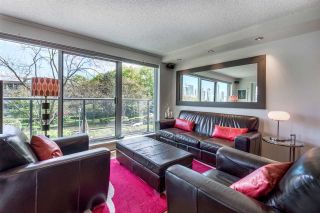 Photo 2: 304 456 MOBERLY ROAD in Vancouver: False Creek Condo for sale (Vancouver West)  : MLS®# R2527647