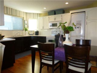 Photo 15: 202 1378 FIR Street: White Rock Condo for sale in "CHATSWORTH MANOR" (South Surrey White Rock)  : MLS®# F1434479