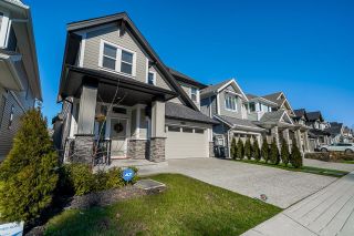 Photo 3: 20451 77A Avenue in Langley: Willoughby Heights House for sale in "Westbrooke" : MLS®# R2656397