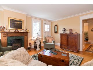 Photo 2: 2042 BAYSWATER Street in Vancouver: Kitsilano House for sale (Vancouver West)  : MLS®# V1072099