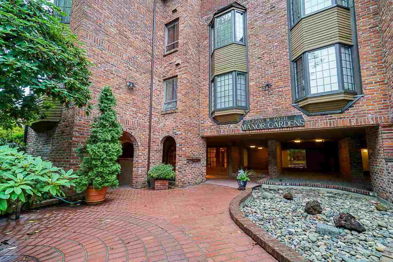Main Photo: 412 2320 W 40TH Avenue in Vancouver: Kerrisdale Condo for sale (Vancouver West)  : MLS®# R2406266