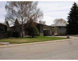 Photo 4:  in CALGARY: Brentwood Calg Residential Detached Single Family for sale (Calgary)  : MLS®# C3256877